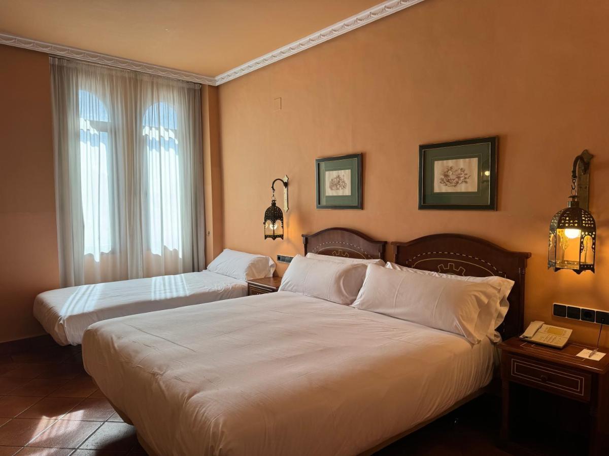 อเลเกรีย เอล กอร์ติโฆ Hotel มาตาลัสกาญาส ภายนอก รูปภาพ
